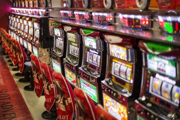 Slot game bonus round with event counter for Over Under settlement